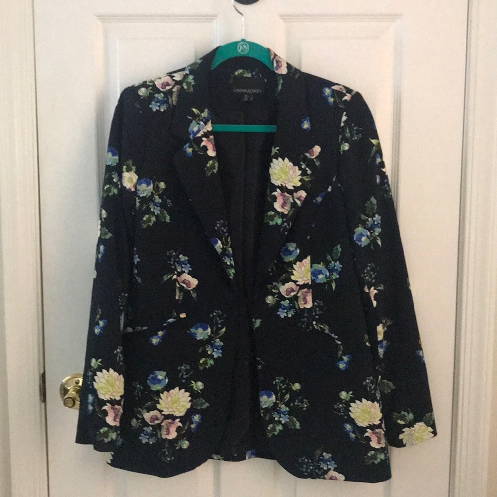 NWT S Cynthia Rowley Navy Floral Blazer